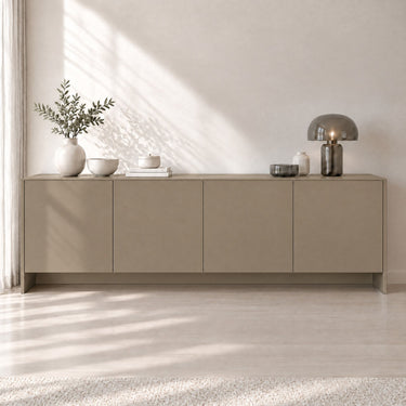 Mocha matte interieurfolie op dressoir in woonkamer